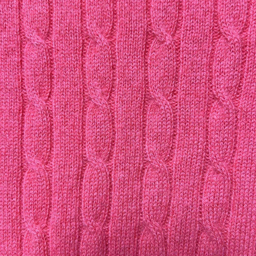 Lilly Pulitzer 100% Cashmere Pull Over V-Neck Cable knit Sweater Salmon Pink M
